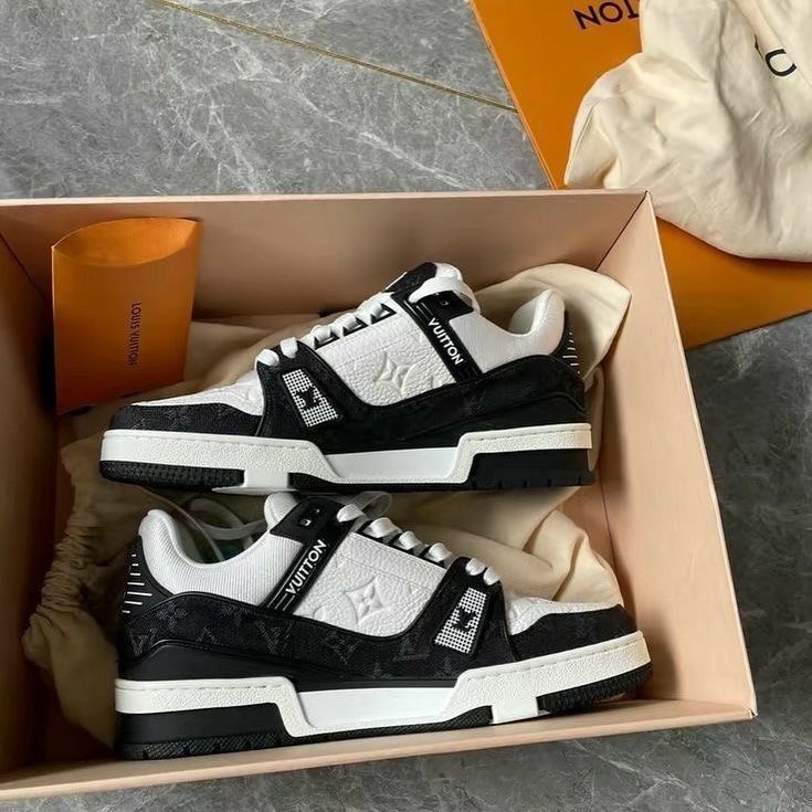 LV Trainer Sneaker - Black
