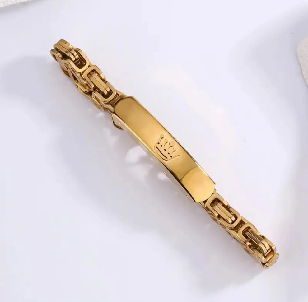 Gold-Plated Crown Bracelet